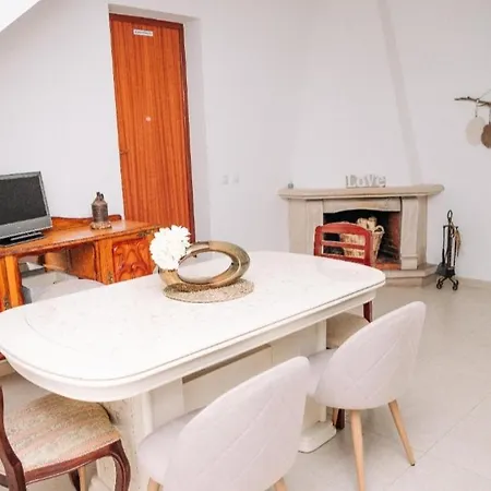 Quintinha Do Casa de Férias Valhascos