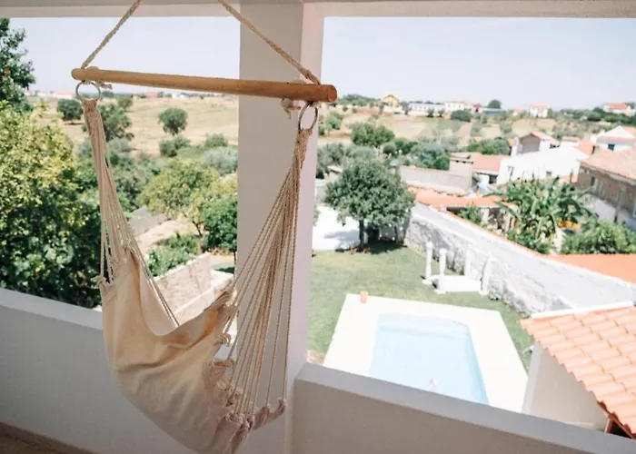 Holiday home Quintinha Do *